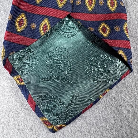 Tommy Hilfiger Tie Mens One Size Navy Red Striped Silk Printed in Italy Made USA - Picture 2 of 6